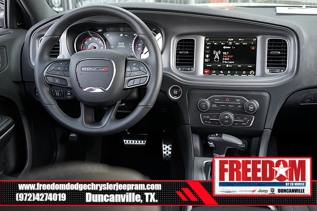 New 2023 Dodge Charger Scat Pack w/ Harman/Kardon Audio Group image 17