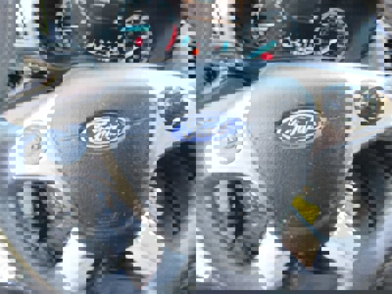 Used 2020 Ford Transit Connect XL image 37