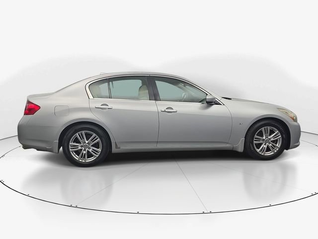 Used 2015 INFINITI Q40 w/ Moonroof Package image 11