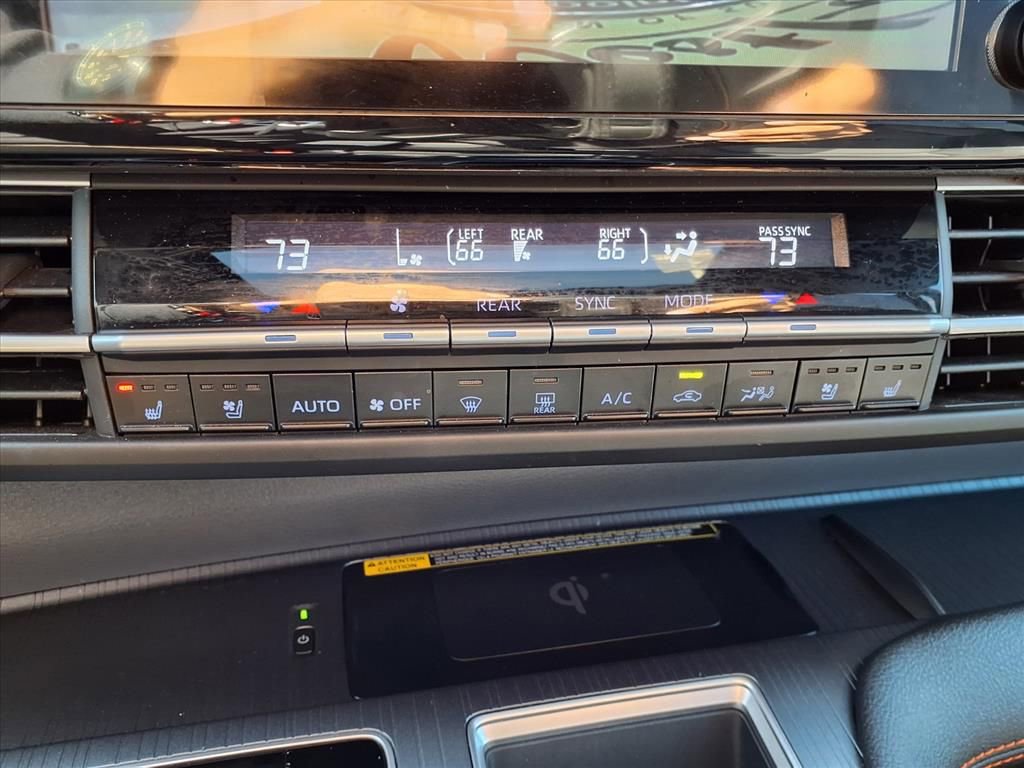 Used 2024 Toyota Sienna XSE w/ XSE Premium Package image 14