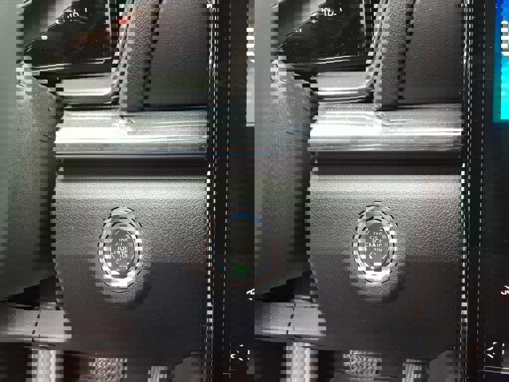 New 2025 GMC Terrain Elevation image 18