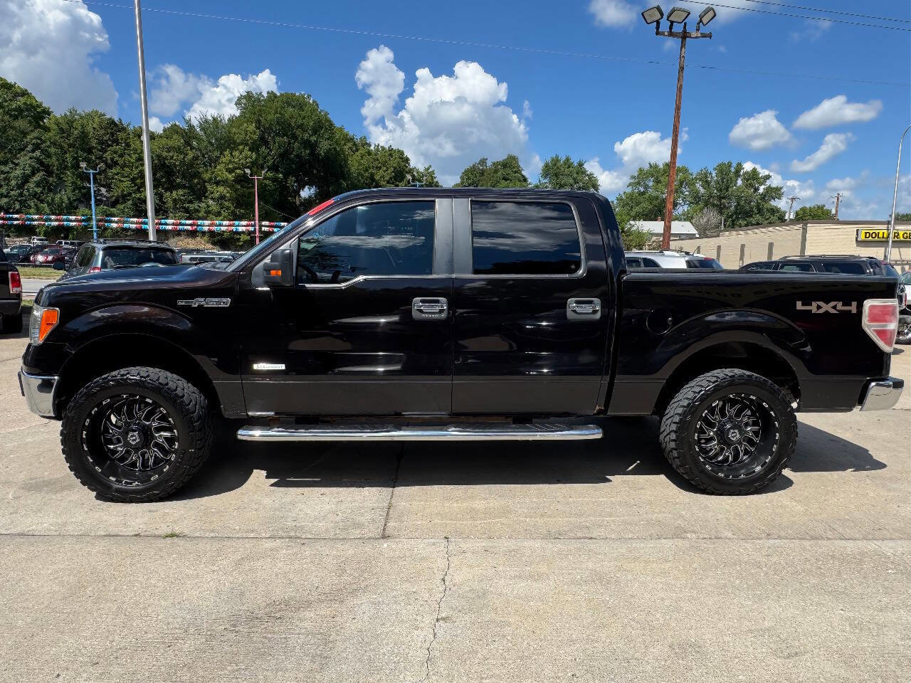 Used 2014 Ford F150 XLT w/ Equipment Group 302A Luxury image 4