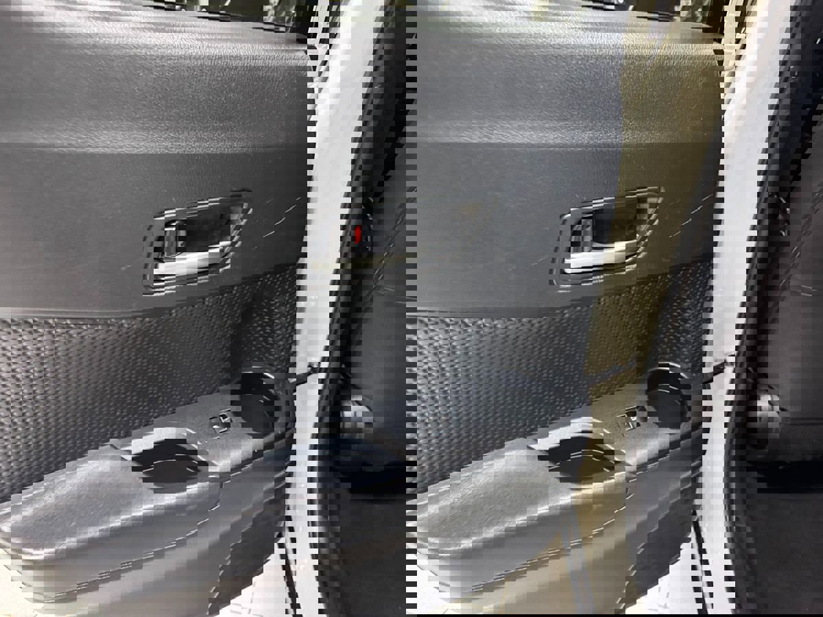 Used 2018 Toyota C-HR XLE image 36