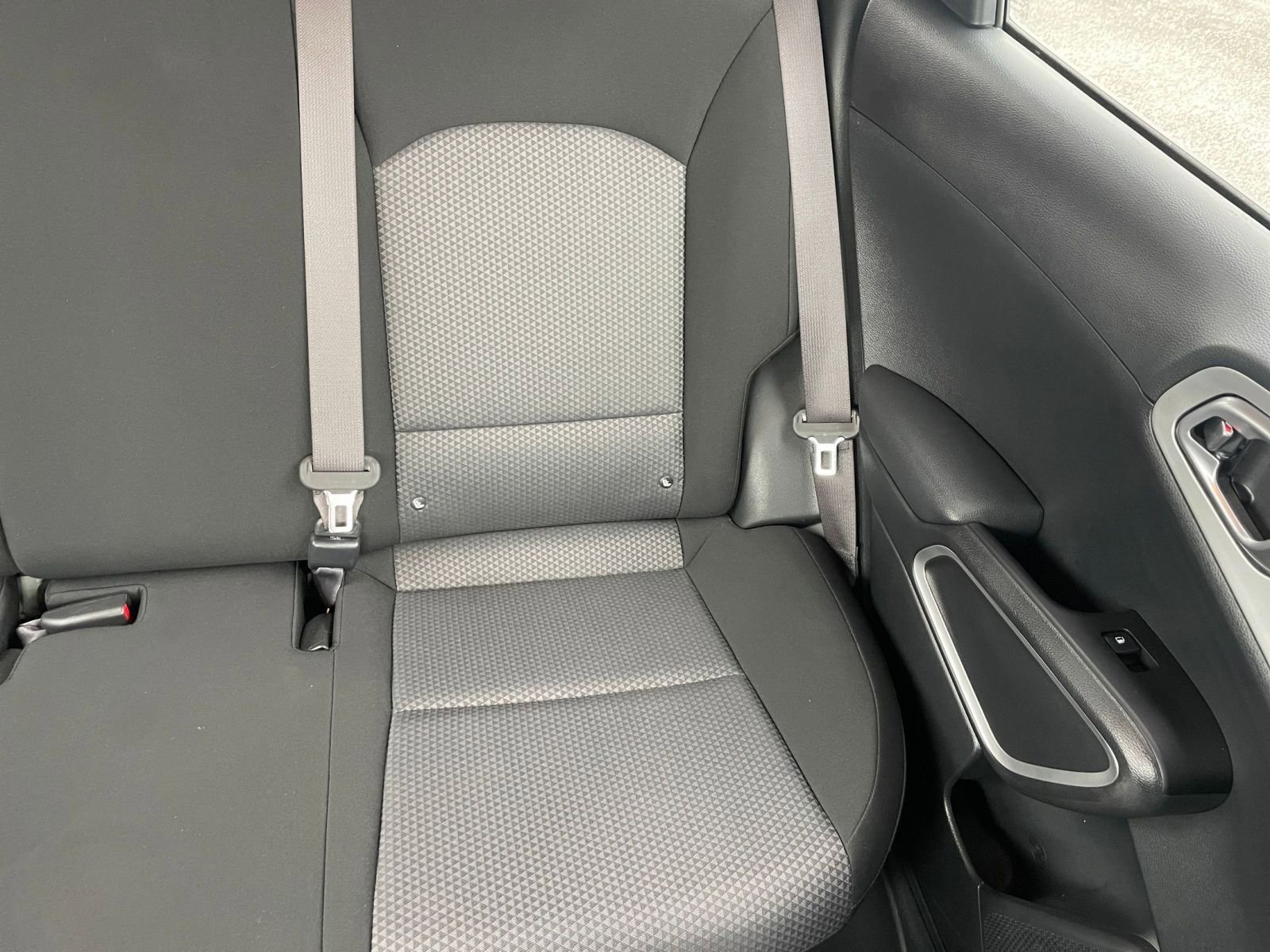 Used 2025 Kia Soul LX w/ LX Technology Package image 32