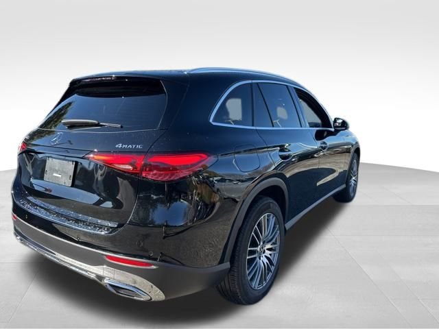 Used 2025 Mercedes-Benz GLC 300 4MATIC image 7