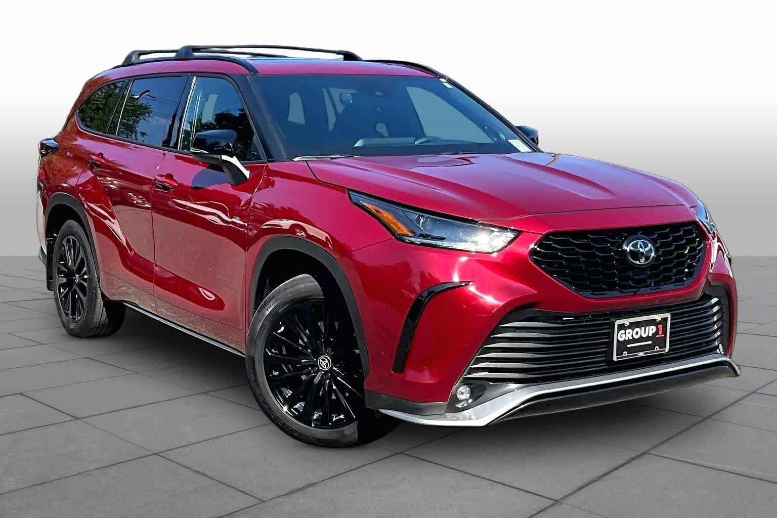 Certified 2026 Toyota Highlander XSE AWD/4WD image 3