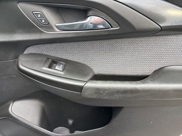 Used 2022 Chevrolet TrailBlazer LT image 40