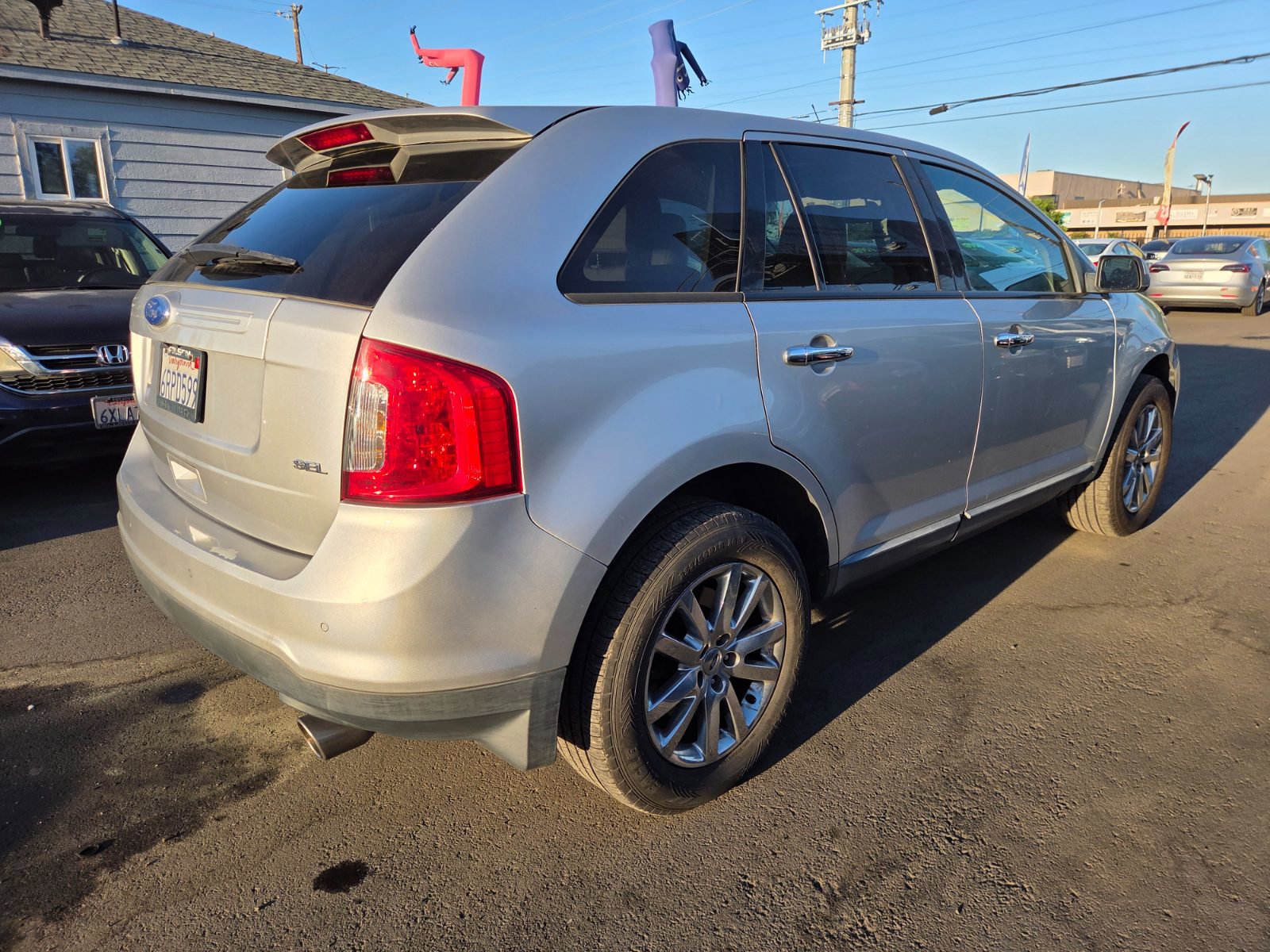 Used 2011 Ford Edge SEL FWD image 4
