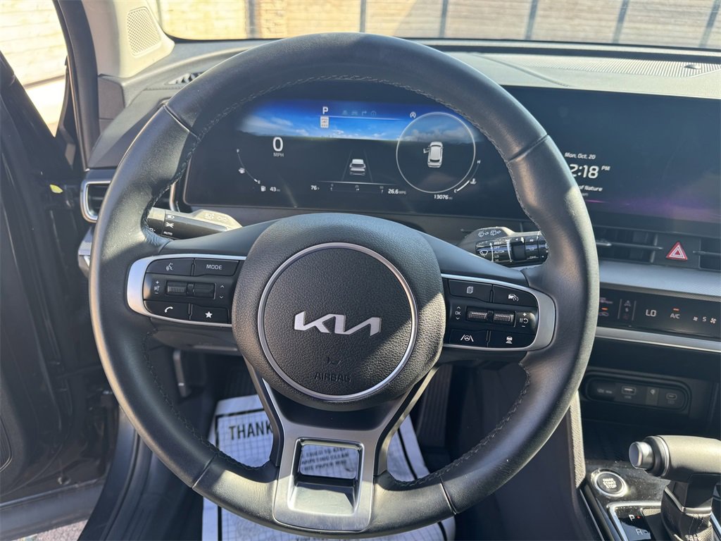 Used 2024 Kia Sportage SX image 16
