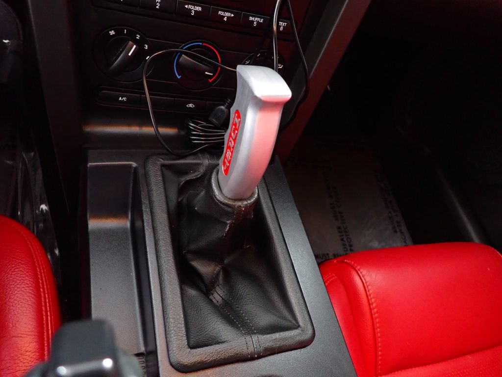 Used 2006 Ford Mustang GT Premium RWD image 5