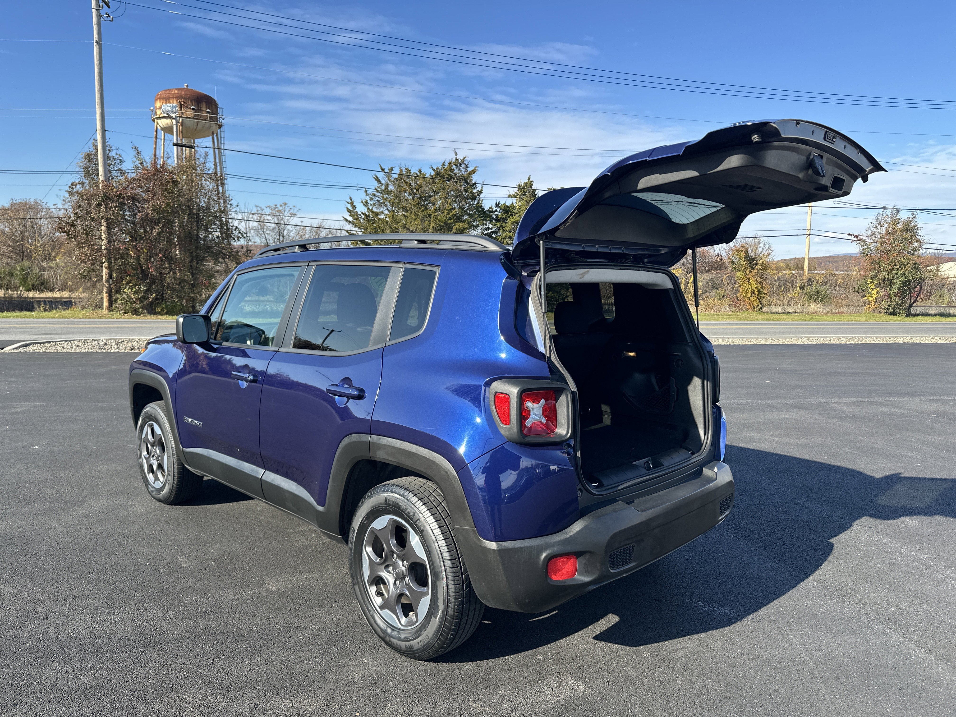 Used 2017 Jeep Renegade Sport w/ Power & Air Group image 30