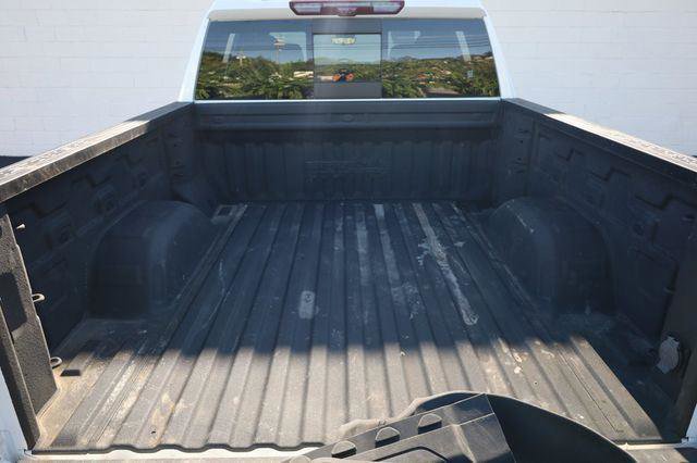 Used 2023 Chevrolet Silverado 1500 High Country w/ Technology Package image 9