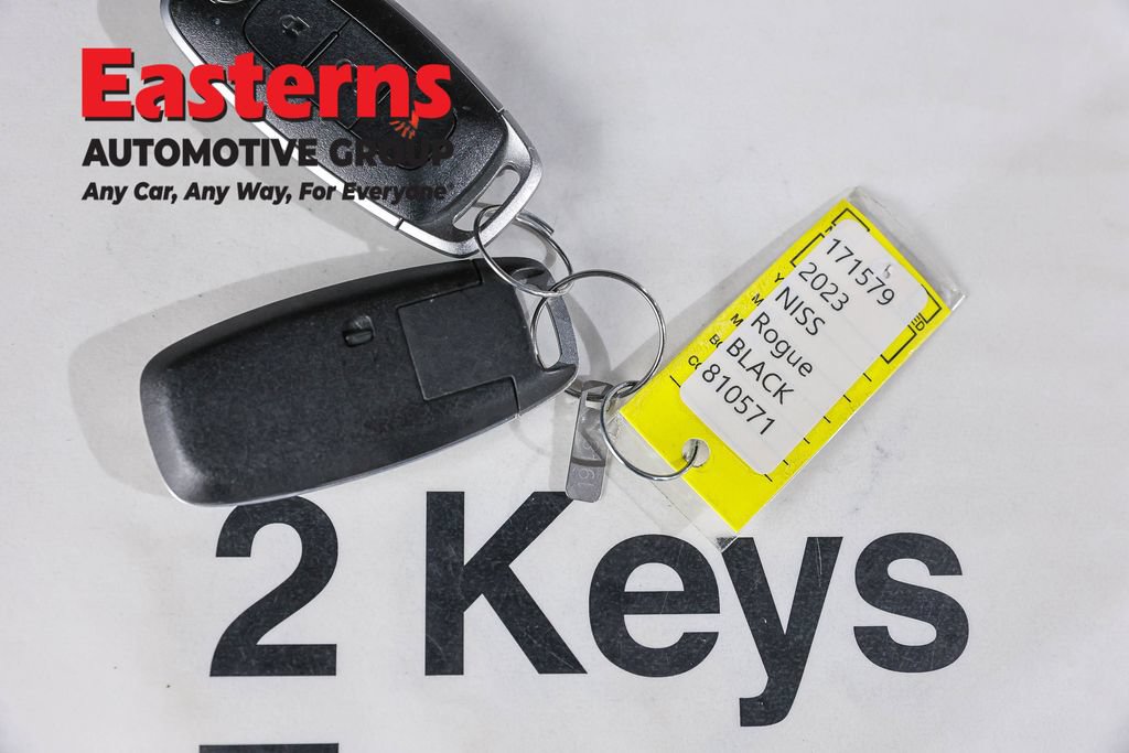 Used 2023 Nissan Rogue S AWD/4WD image 26