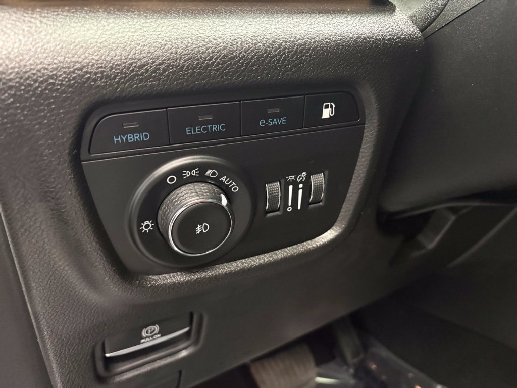 Used 2022 Jeep Grand Cherokee Limited 4xe AWD/4WD image 28