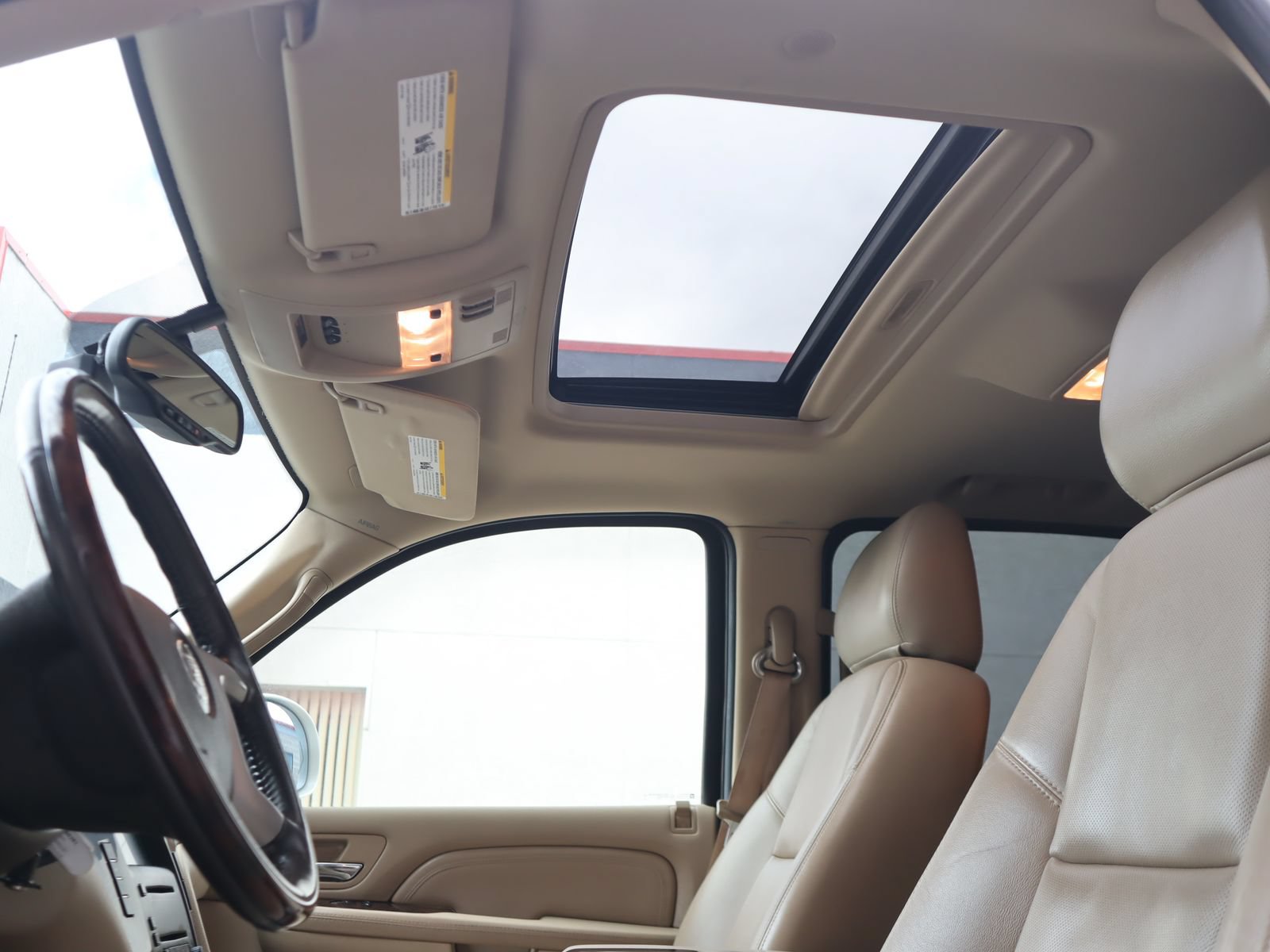 Used 2009 Cadillac Escalade EXT AWD/4WD image 44