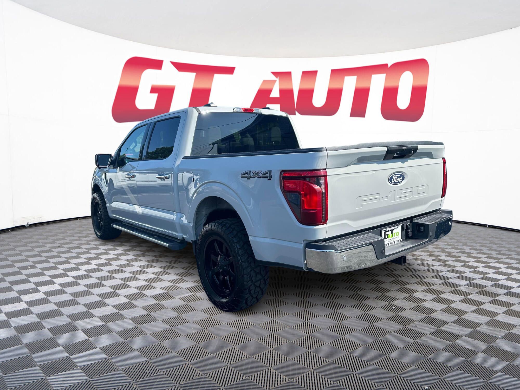 Used 2024 Ford F150 XLT w/ Tow/Haul Package image 5