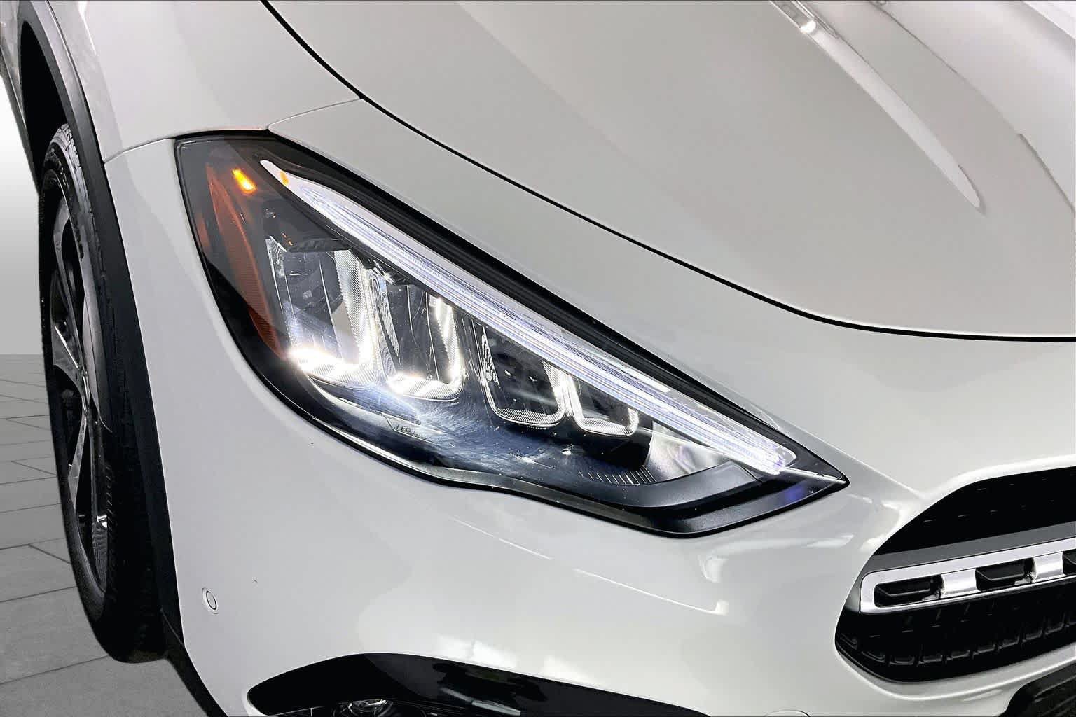 Certified 2024 Mercedes-Benz GLA 250 4MATIC image 27