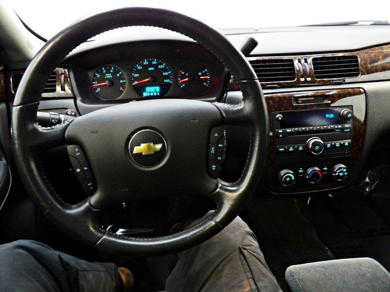 Used 2014 Chevrolet Impala Limited LS FWD image 16