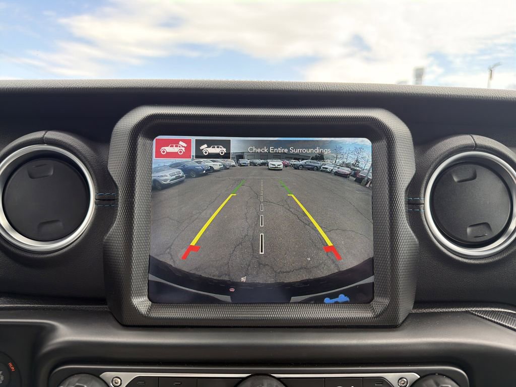 Used 2022 Jeep Wrangler Unlimited Rubicon 4xe w/ Steel Bumper Group AWD/4WD image 24