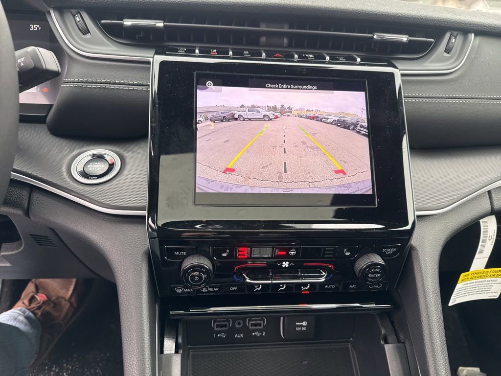 New 2026 Jeep Grand Cherokee Laredo image 13