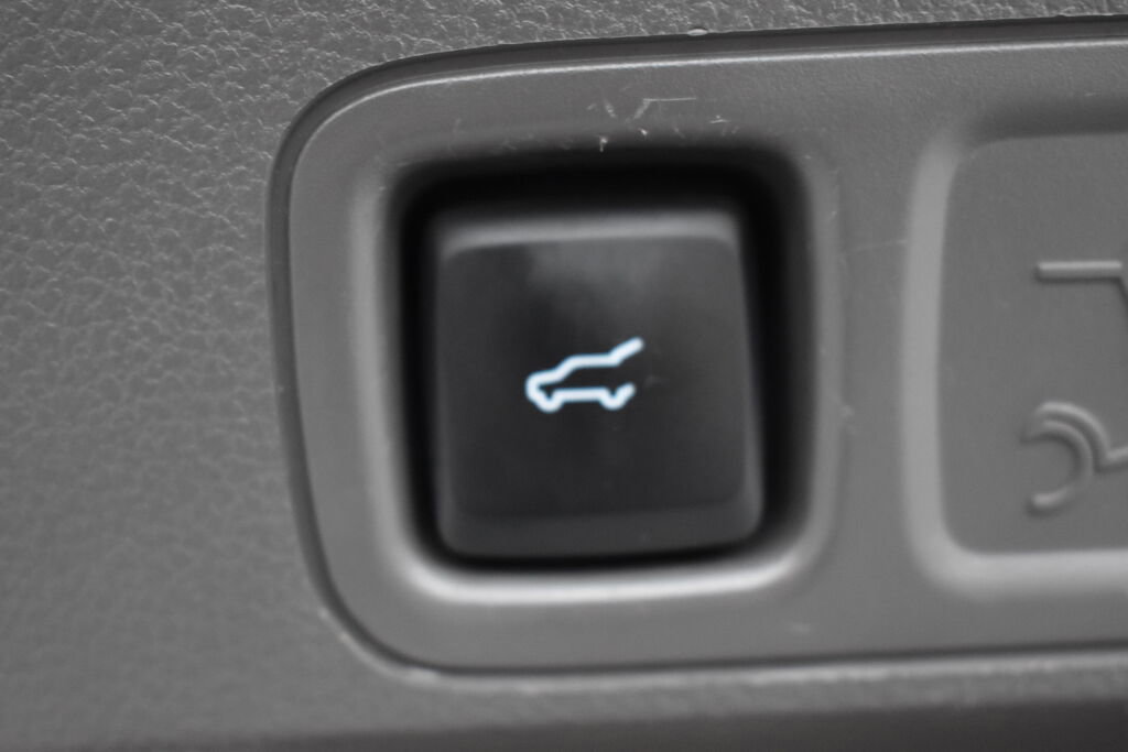 Used 2018 Ford Expedition Limited w/ Equipment Group 302A image 33