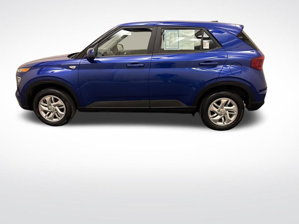 Certified 2026 Hyundai Venue SE image 9