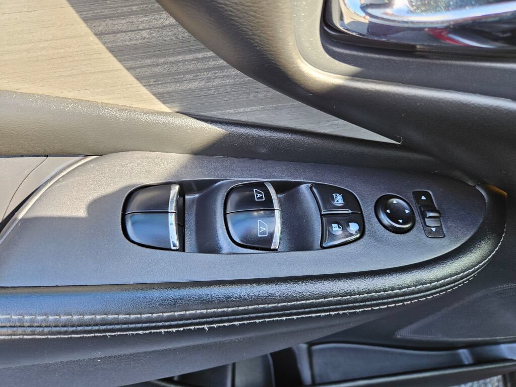 Used 2018 Nissan Murano Platinum AWD/4WD image 24