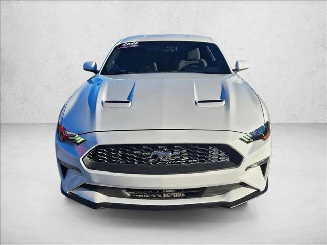 Used 2018 Ford Mustang Coupe video 2