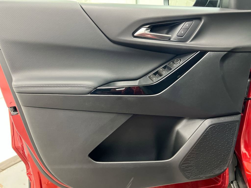 New 2026 Chevrolet Equinox LT image 21