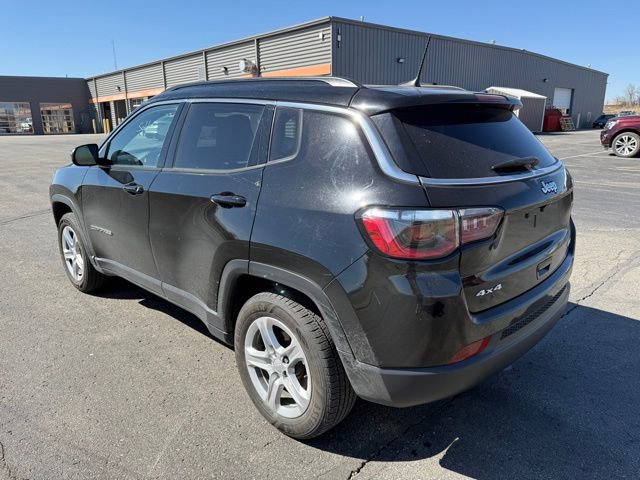 Used 2023 Jeep Compass Latitude w/ Convenience Group image 6