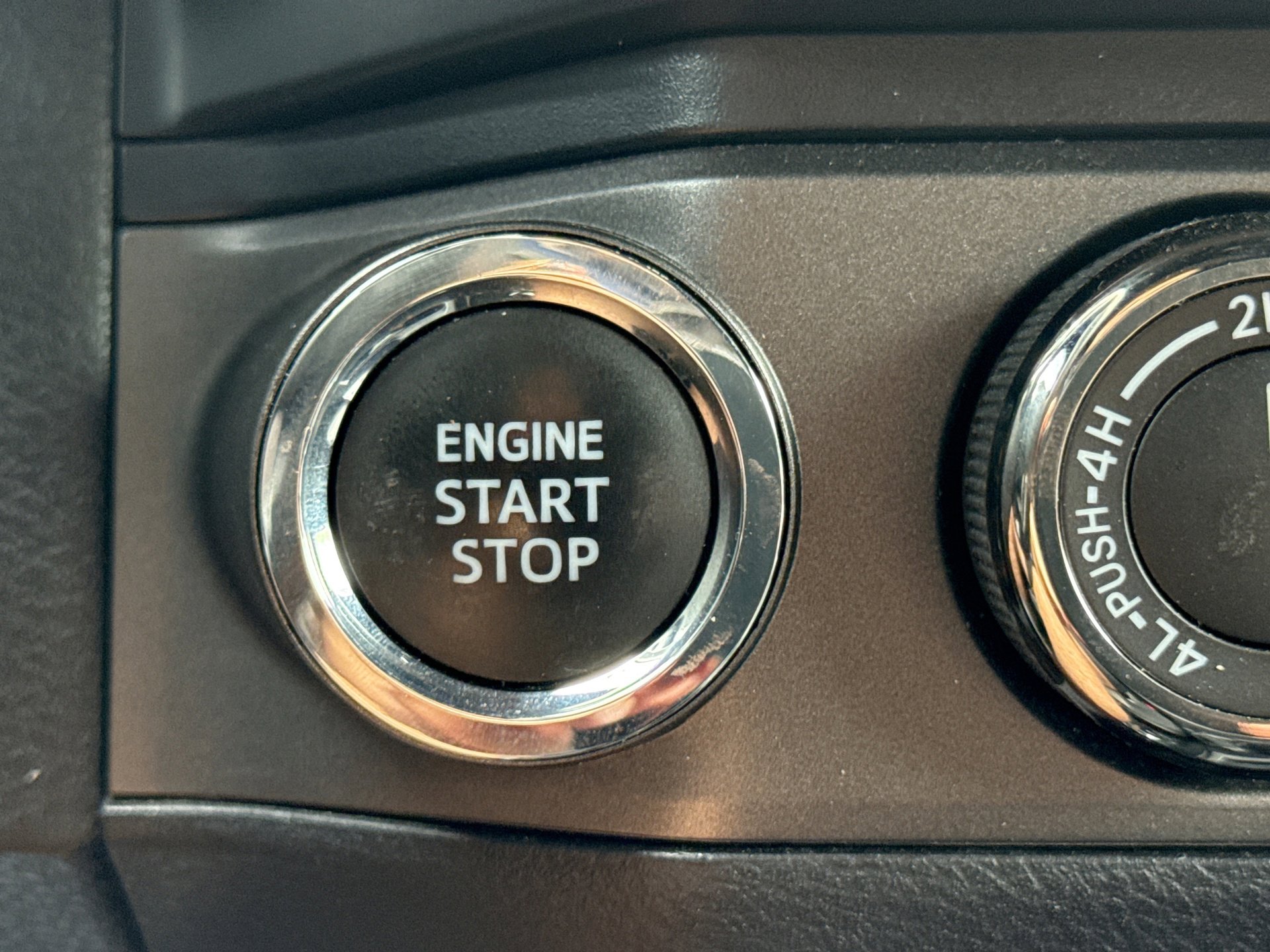 Used 2022 Toyota Tacoma TRD Off-Road image 19