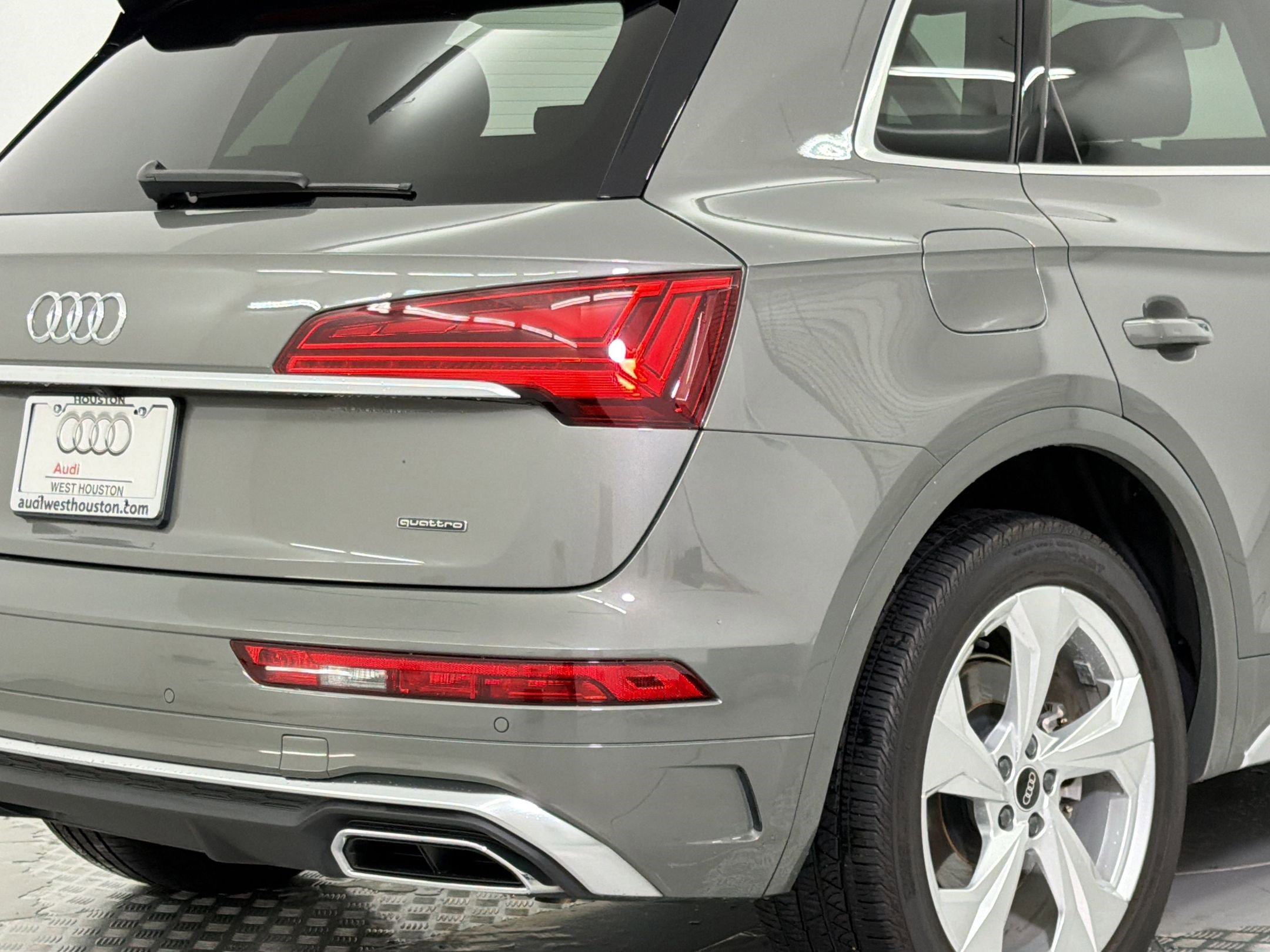 Used 2023 Audi Q5 2.0T Premium Plus w/ Premium Plus Package image 25