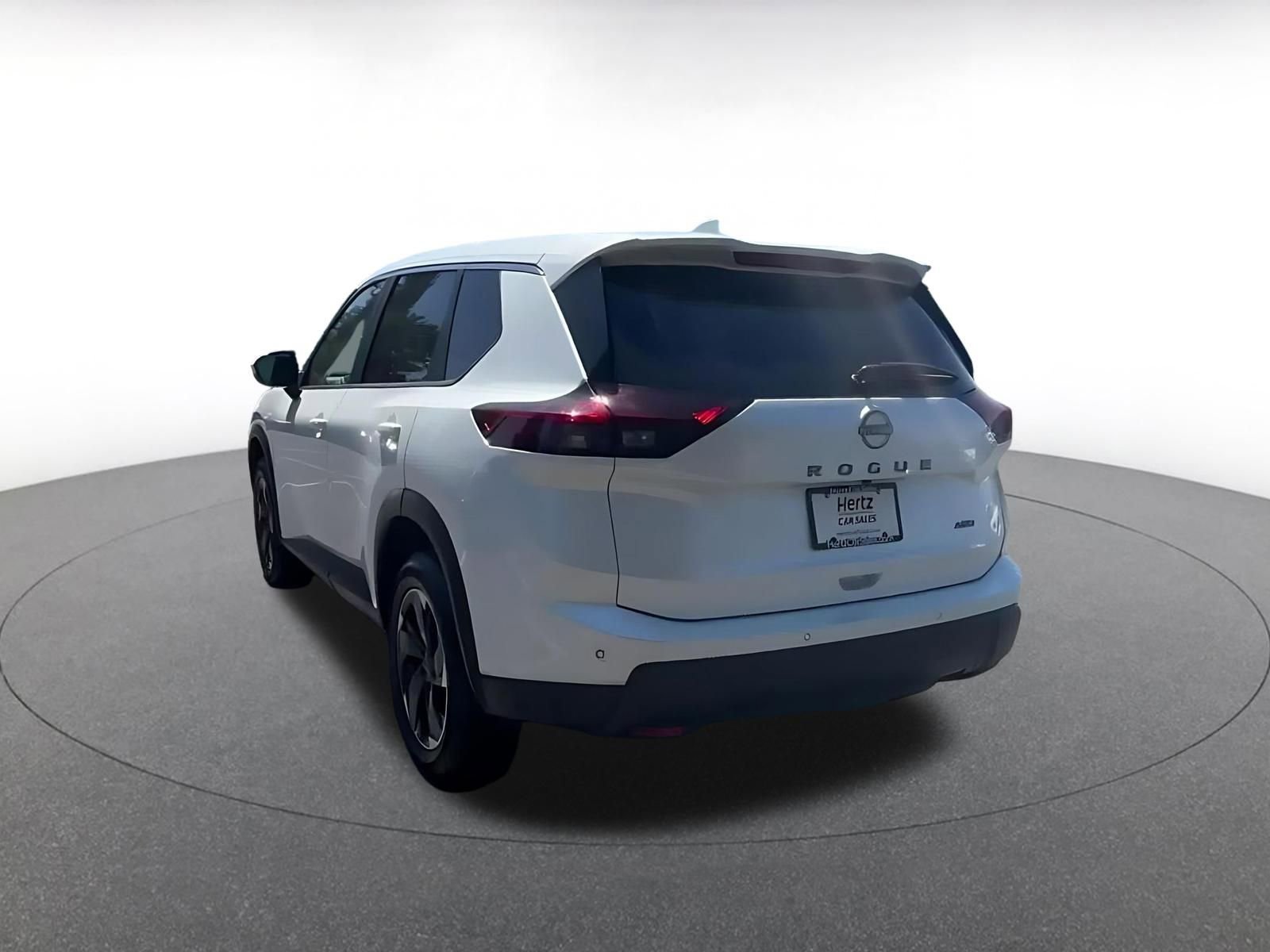 Used 2025 Nissan Rogue SV AWD/4WD image 11