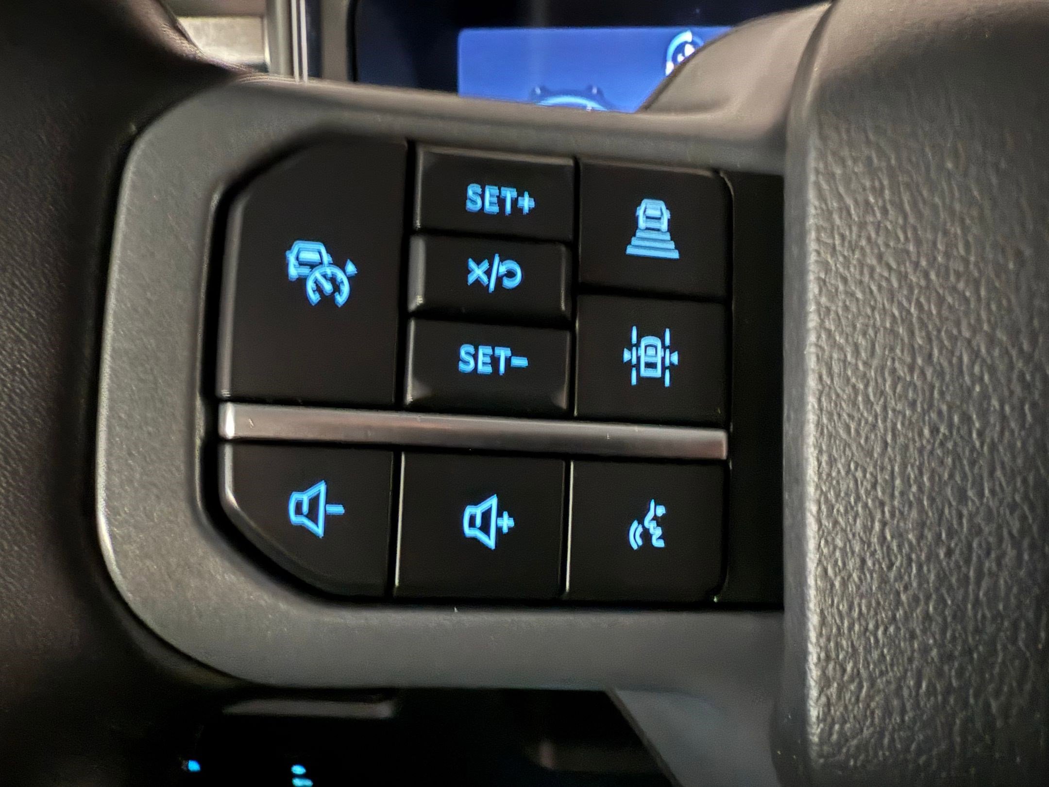 Used 2024 Ford F250 Lariat w/ Lariat Ultimate Package image 17