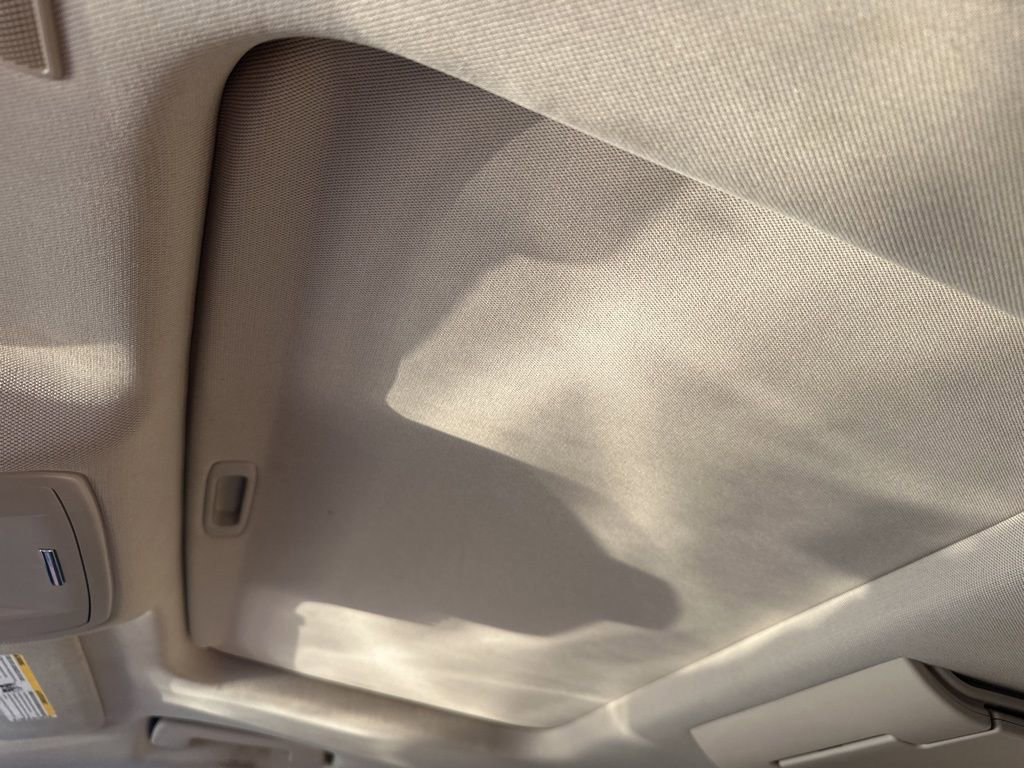 Used 2017 GMC Yukon SLT w/ Premium Edition image 21