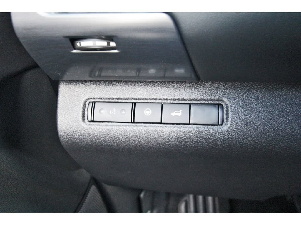 New 2026 Nissan Pathfinder Rock Creek AWD/4WD image 19