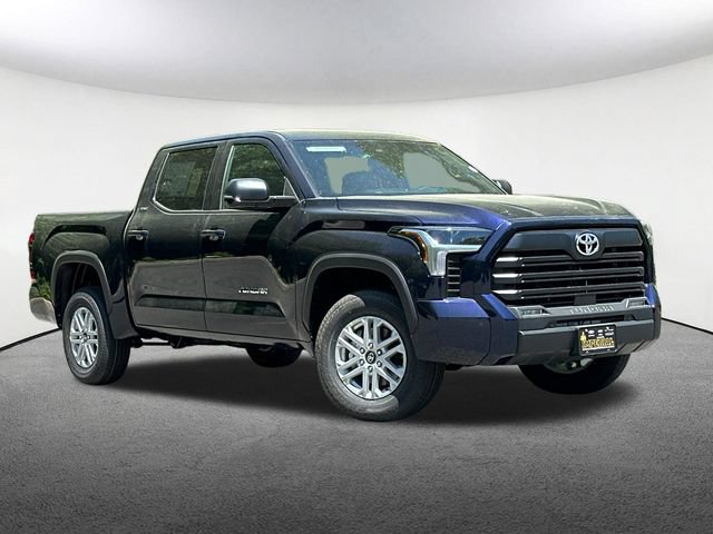 New 2026 Toyota Tundra SR5 w/ SR5 Premium Package AWD/4WD image 2