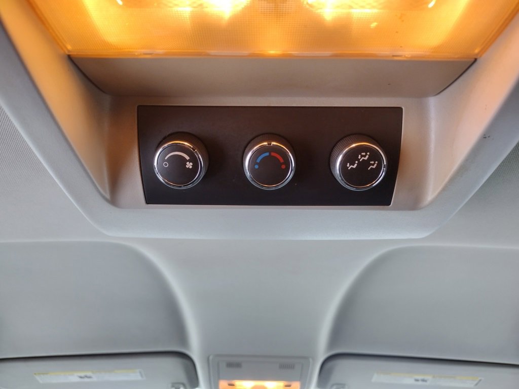 Used 2014 GMC Yukon SLE image 13