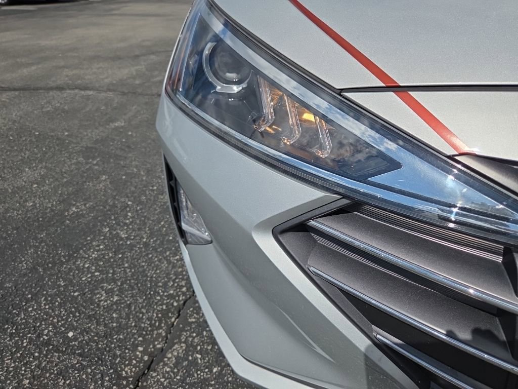 Used 2019 Hyundai Elantra Value Edition FWD image 14
