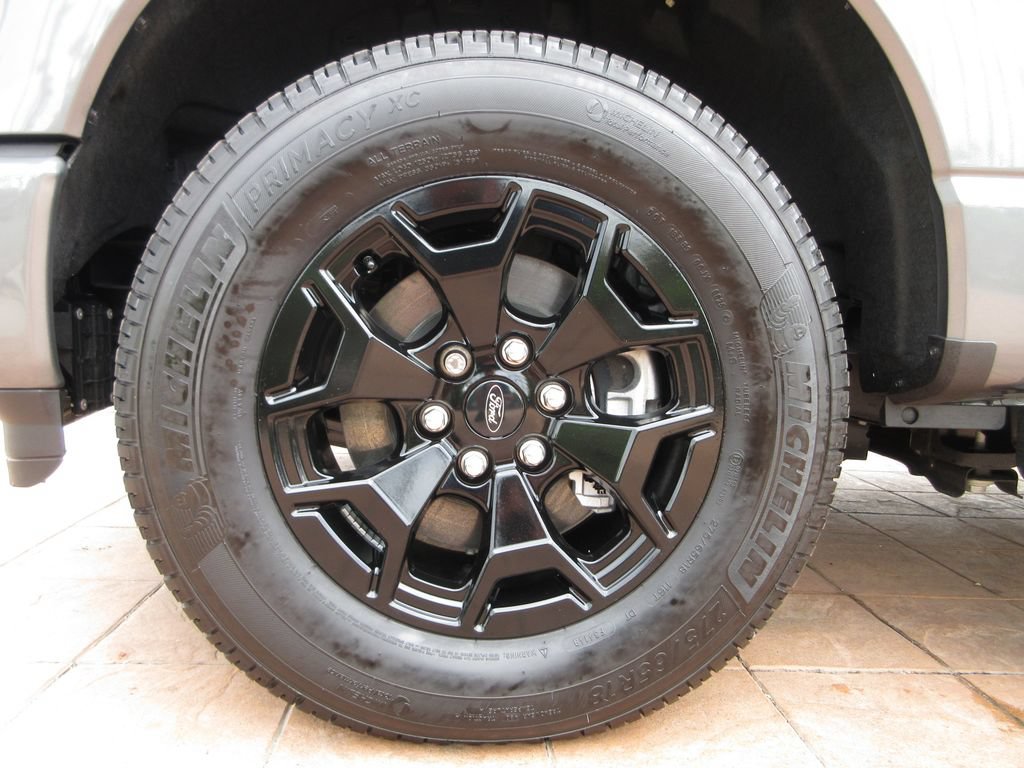 Certified 2025 Ford F150 Lightning XLT AWD/4WD image 8