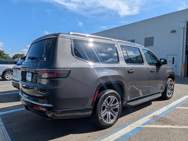 Used 2024 Jeep Wagoneer L Series II RWD image 4