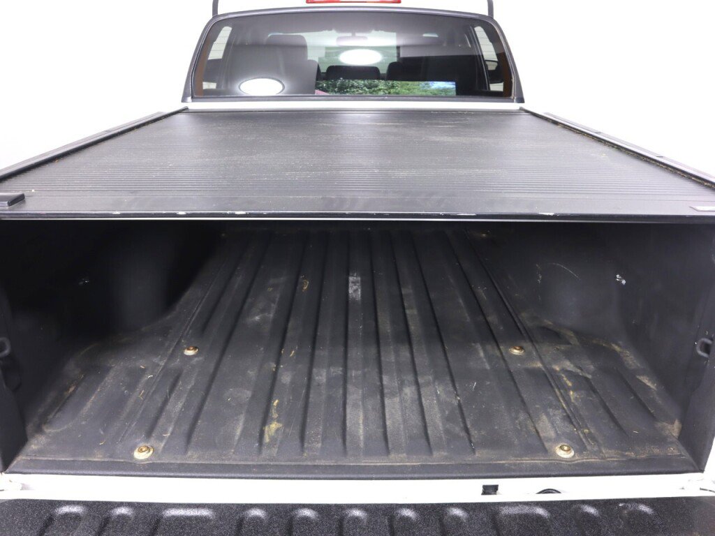 Used 2017 Toyota Tundra SR5 w/ TRD Off Road Package AWD/4WD image 33
