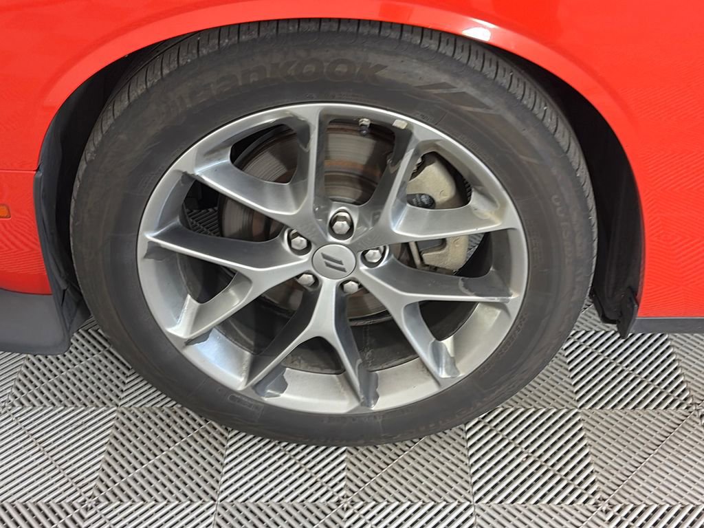 Used 2022 Dodge Challenger GT RWD image 8