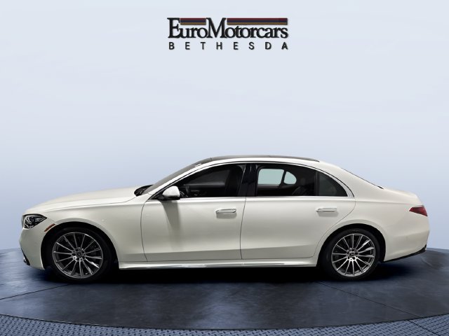Certified 2022 Mercedes-Benz S 500 4MATIC image 2