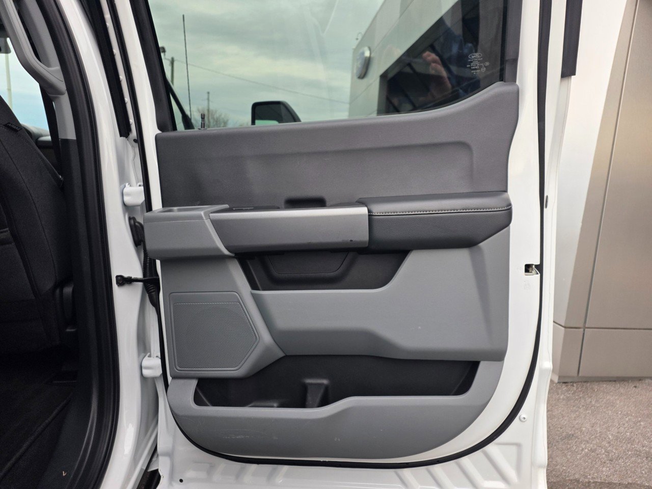 Used 2025 Ford F350 XLT image 15