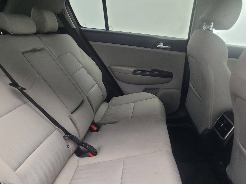 Used 2020 Kia Sportage LX FWD image 19