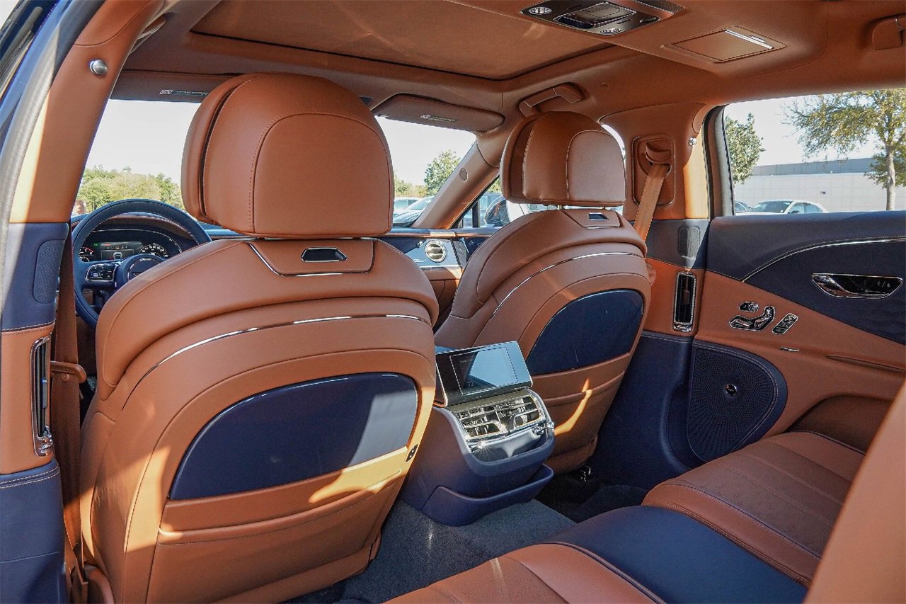 New 2026 Bentley Flying Spur Plug-In Hybrid image 37