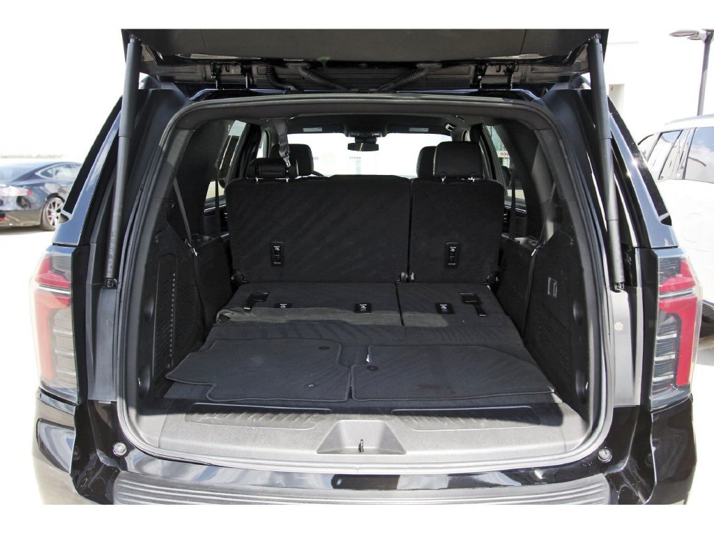 Used 2025 Chevrolet Tahoe LT RWD image 29