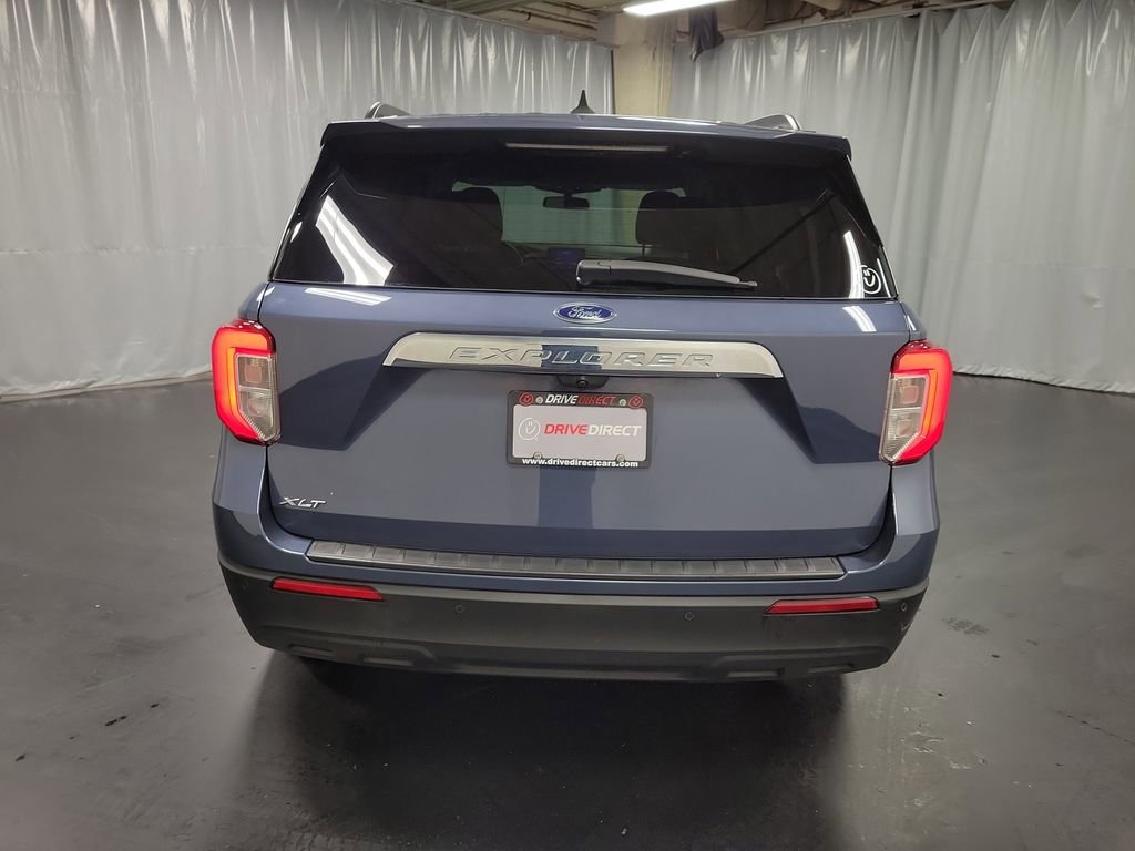 Used 2021 Ford Explorer XLT image 7