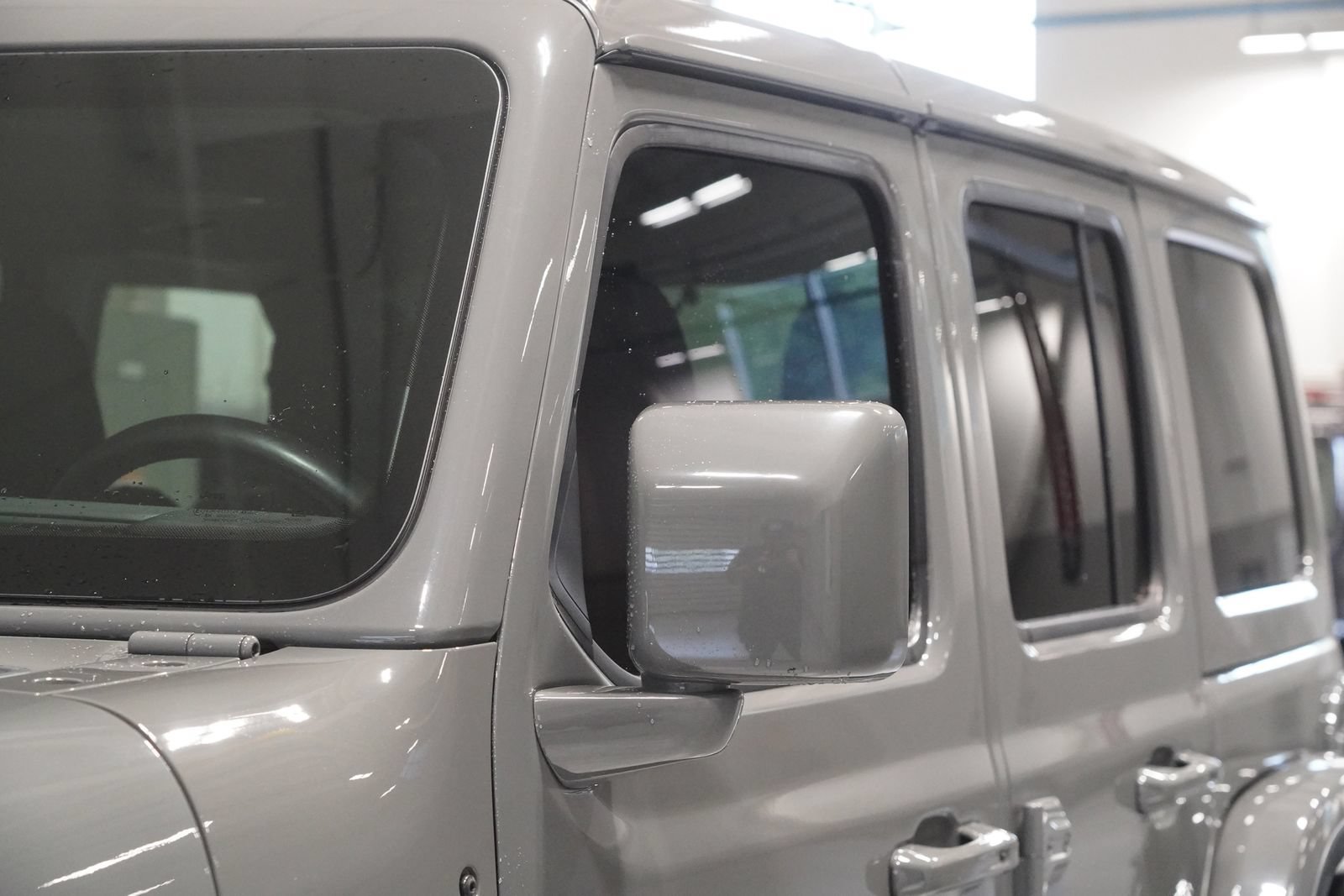 Used 2023 Jeep Wrangler Unlimited Rubicon 392 w/ Xtreme Recon 35" Tire Package AWD/4WD image 7